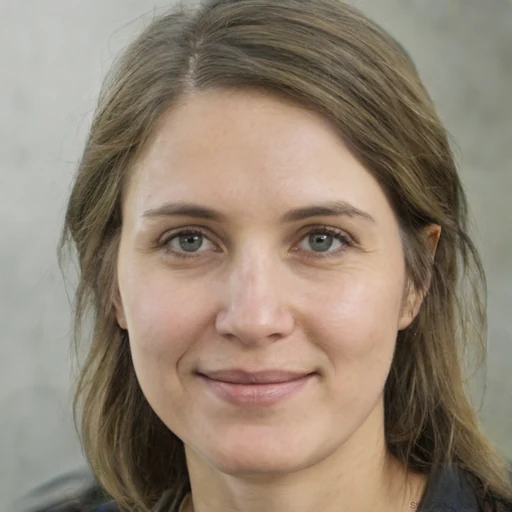 Lisa R.