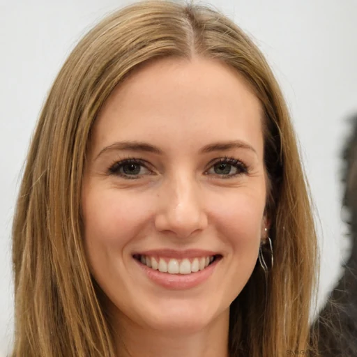 Nina D.